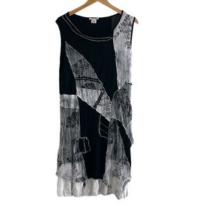 Elegant Black and White Midi Dress